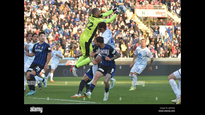 Trận đấu bóng đá giữa đội Pisa và